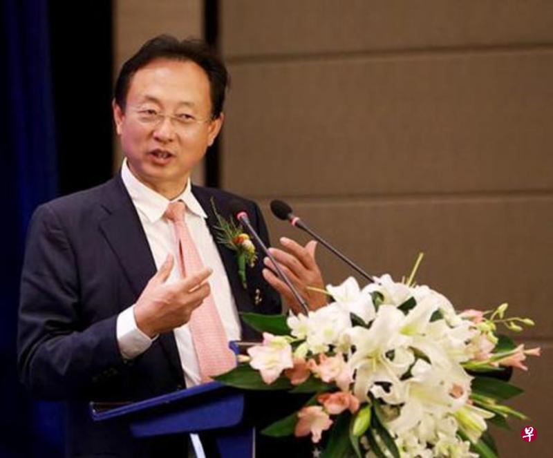 山东步长制药有限公司董事长赵涛持新加坡护照,2017年被《福布斯》评为新加坡排名第五的富豪,身家46亿美元。(互联网) 山东步长制药有限公司董事长赵涛持新加坡护照,2017年被《福布斯》评为新加坡排名第五的富豪,身家46亿美元。(互联网)