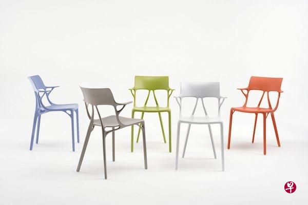 Phillipe Starck设计的人工智能椅。(互联网) Phillipe Starck设计的人工智能椅。(互联网)