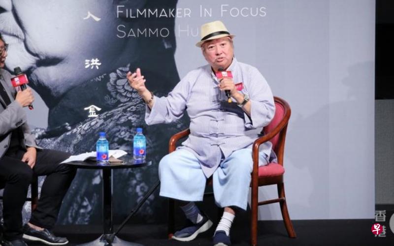 洪金宝将半辈子献给了影视圈,经常拍打戏的他,身上大小伤不断。(互联网) 洪金宝将半辈子献给了影视圈,经常拍打戏的他,身上大小伤不断。(互联网)