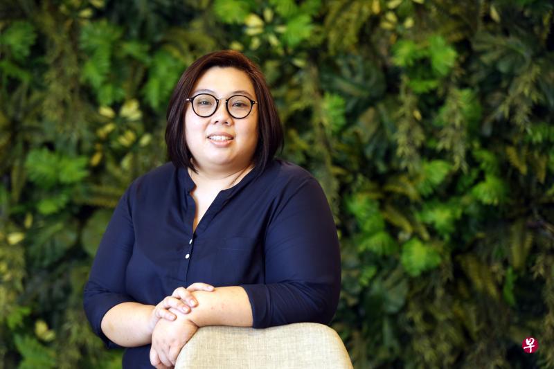 陪外婆走过最后9个月的郭美云希望大家尊重病人的意愿,不要强迫他们,沟通很重要。 陪外婆走过最后9个月的郭美云希望大家尊重病人的意愿,不要强迫他们,沟通很重要。
