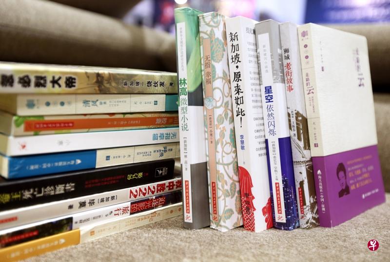 本地出版的华文书籍。(档案照) 本地出版的华文书籍。(档案照)
