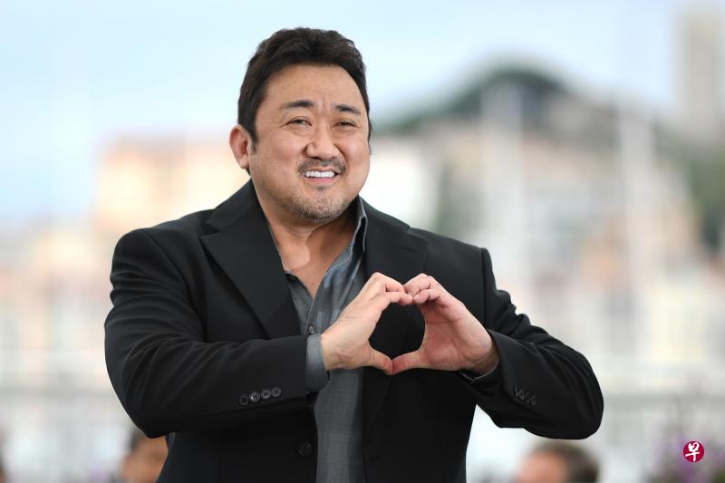 马东石首度透露“想在明年结婚”,与交往3年的女友艺正花结为连理。(法新社) 马东石首度透露“想在明年结婚”,与交往3年的女友艺正花结为连理。(法新社)