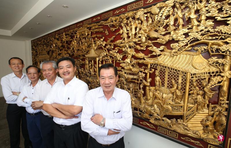 ▲对潮安会馆而言,传承自身文化是重要使命。图为主席邱荣水(右起)、副主席张学彬、总务郑松盛、财政陈德顺和执行秘书余焕杰。(邬福梁摄) ▲对潮安会馆而言,传承自身文化是重要使命。图为主席邱荣水(右起)、副主席张学彬、总务郑松盛、财政陈德顺和执行秘书余焕杰。(邬福梁摄)