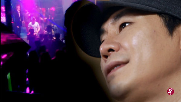 YG娱乐公司代表梁铉锡被爆性招待,公司股票暴跌至3万韩币一下。(图/每日经济startoday) YG娱乐公司代表梁铉锡被爆性招待,公司股票暴跌至3万韩币一下。(图/每日经济startoday)