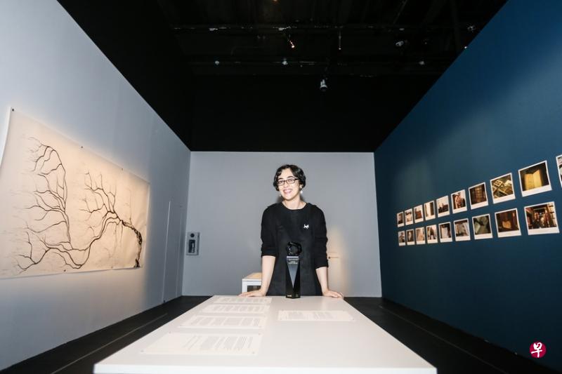 以新加坡为基地的印度艺术家苏比姬·劳担任第五届印度科钦—穆吉里斯双年展策展人。(档案照) 以新加坡为基地的印度艺术家苏比姬·劳担任第五届印度科钦—穆吉里斯双年展策展人。(档案照)