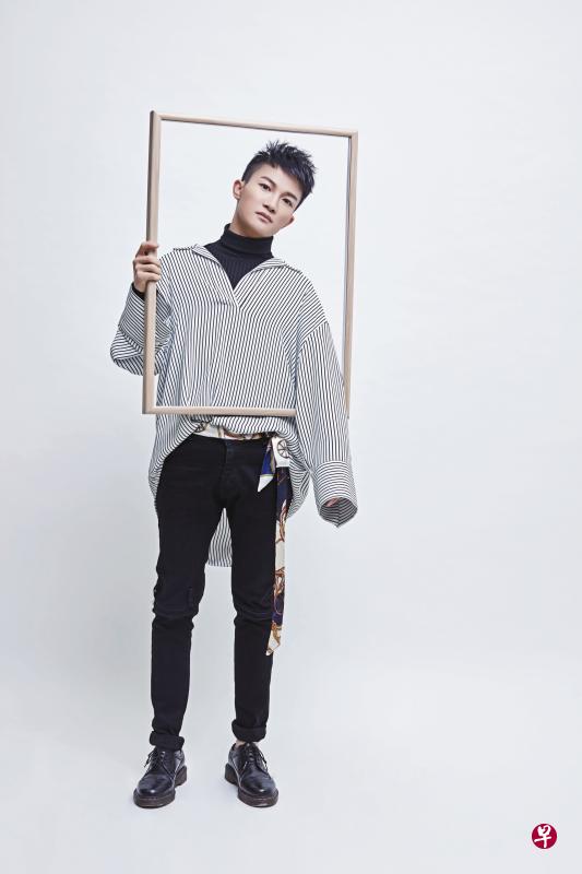 周深下周来新参与“客逢狮城献温情慈善演唱会”。(梦响强音文化传播有限公司提供) 周深下周来新参与“客逢狮城献温情慈善演唱会”。(梦响强音文化传播有限公司提供)