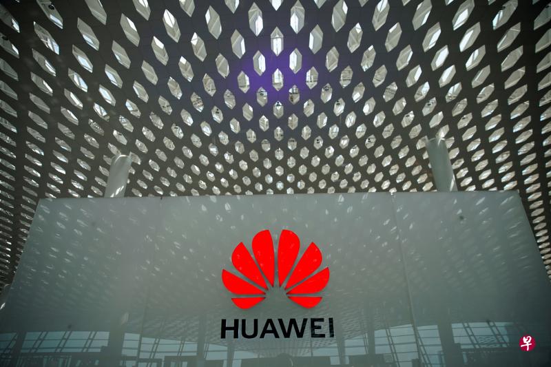 美国政府不仅限制限制国内企业与华为有生意往来,也对其他国企业作出类似限制及警告。(路透社) 美国政府不仅限制限制国内企业与华为有生意往来,也对其他国企业作出类似限制及警告。(路透社)