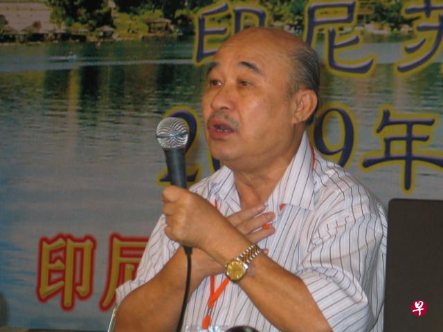 本地作家莫河前天(19日)上午因病辞世,得年81岁。(档案照) 本地作家莫河前天(19日)上午因病辞世,得年81岁。(档案照)