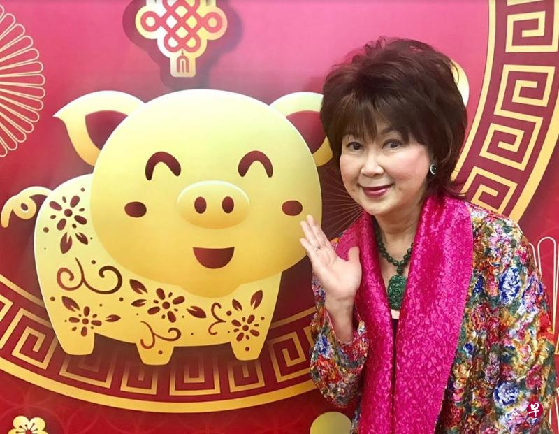 朱咪咪在中环拍公益广告,惨被催泪弹风扫过。(受访者提供) 朱咪咪在中环拍公益广告,惨被催泪弹风扫过。(受访者提供)