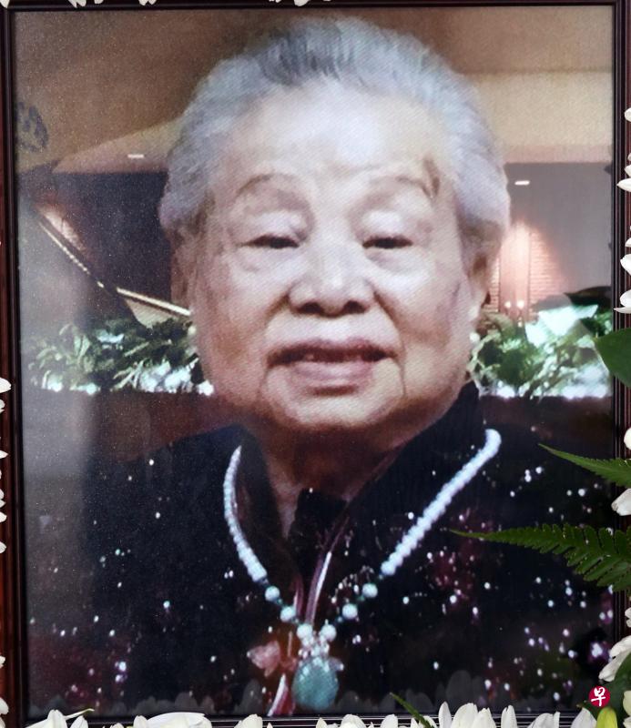 文东记老板程文华的母亲前天凌晨过世,享年89岁。(谢智扬摄) 文东记老板程文华的母亲前天凌晨过世,享年89岁。(谢智扬摄)