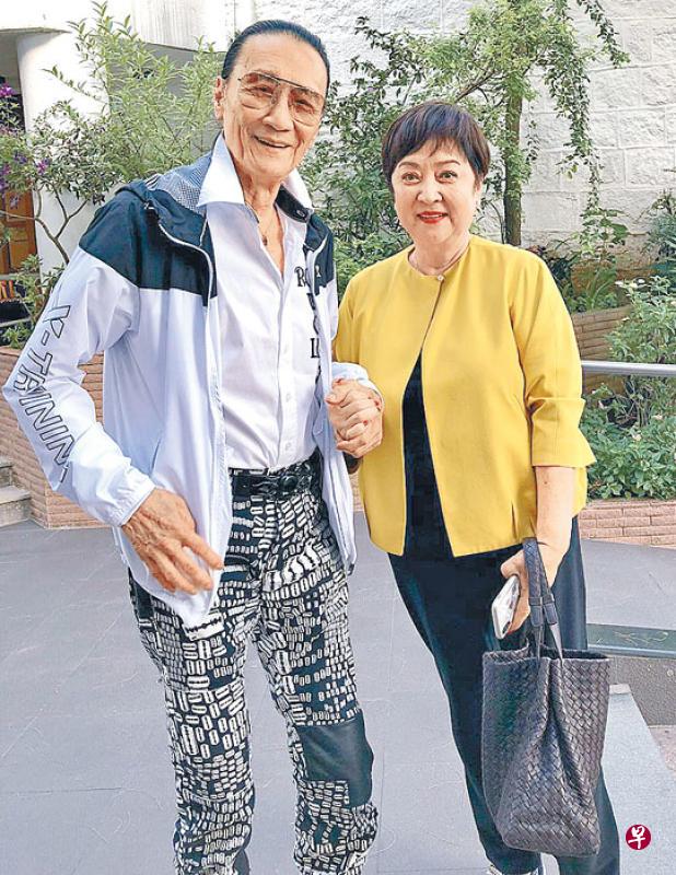 45年后重逢,谢贤竟问甄珍:“你有没有爱过我?” 45年后重逢,谢贤竟问甄珍:“你有没有爱过我?”