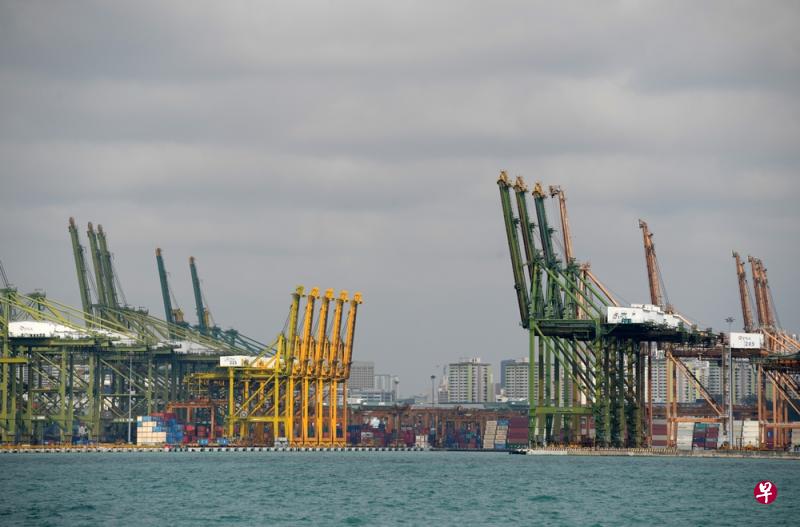 原产地证书用于认证入口货品的原产地,是跨界贸易的重要文件。(档案照) 原产地证书用于认证入口货品的原产地,是跨界贸易的重要文件。(档案照)