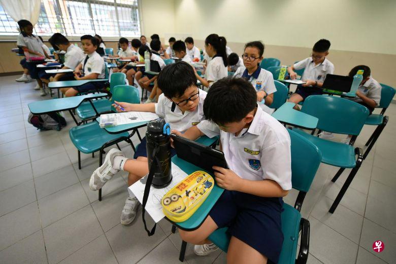 明年起,所有四年级至六年级的小学生须在学校参与编码增益课程。(档案照) 明年起,所有四年级至六年级的小学生须在学校参与编码增益课程。(档案照)