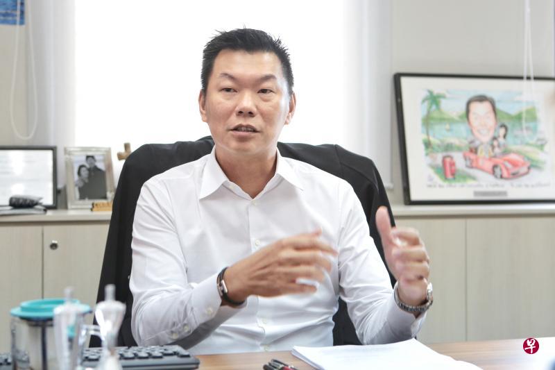 蔡清发说,无论是20岁或80岁,他都尽量提拔,希望他们通过培训提升。(徐颖荃摄颖荃摄)) 蔡清发说,无论是20岁或80岁,他都尽量提拔,希望他们通过培训提升。(徐颖荃摄颖荃摄))