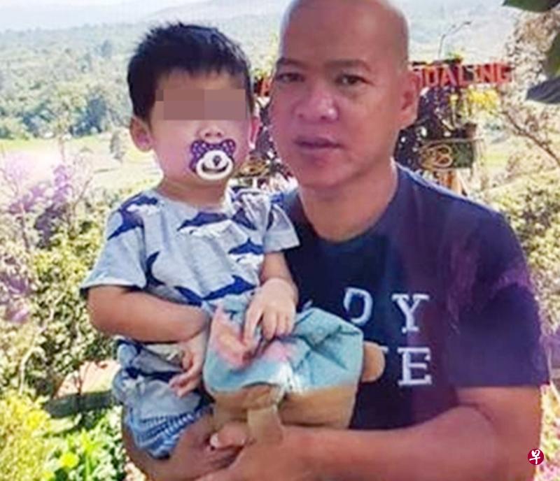 警方正在寻找照片中的周宝顺以及他的三岁儿子。(警方提供) 警方正在寻找照片中的周宝顺以及他的三岁儿子。(警方提供)