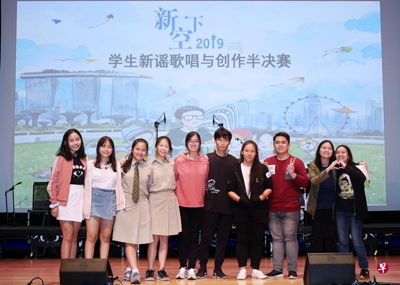 同学们经历一场龙争虎斗,终于晋级大决赛。(梁麒麟摄) 同学们经历一场龙争虎斗,终于晋级大决赛。(梁麒麟摄)