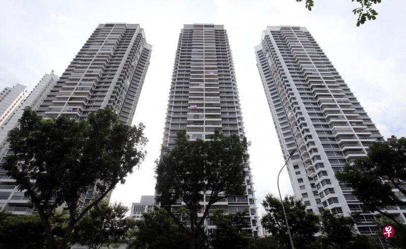 City View@Boon Keng第8座组屋(中间)一个39楼单位转售价创新高。它面向国家体育场和加冷河畔,可以看见滨海湾地区燃放的烟花。(邬福梁摄) City View@Boon Keng第8座组屋(中间)一个39楼单位转售价创新高。它面向国家体育场和加冷河畔,可以看见滨海湾地区燃放的烟花。(邬福梁摄)