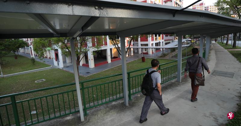 在武吉班让一带的有盖走道。(档案照) 在武吉班让一带的有盖走道。(档案照)