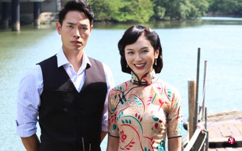 白薇秀拍摄英语网剧不但有裸露戏,还“床战”台湾新人周家汉(左)。(梁麒麟摄) 白薇秀拍摄英语网剧不但有裸露戏,还“床战”台湾新人周家汉(左)。(梁麒麟摄)