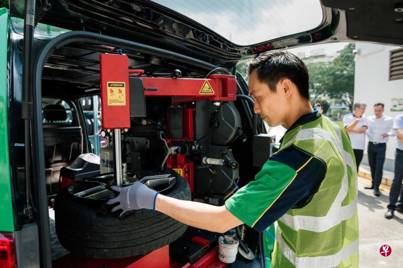 Tyreplus首推移动汽车维修服务,专车到现场解决燃眉之急。(Tyreplus提供) Tyreplus首推移动汽车维修服务,专车到现场解决燃眉之急。(Tyreplus提供)