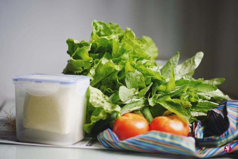 减塑除了因为爱护地球,也可以是很私人的理由,如为健康着想,或不想花时间整理再循环垃圾。 减塑除了因为爱护地球,也可以是很私人的理由,如为健康着想,或不想花时间整理再循环垃圾。