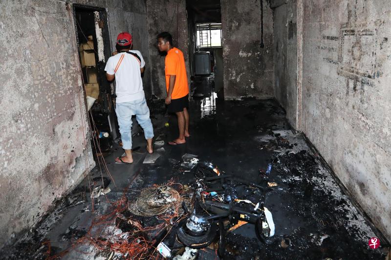 近来电动踏板车引发的火患不断,许多失火住家单位从里到外都被烧得精光。(档案照) 近来电动踏板车引发的火患不断,许多失火住家单位从里到外都被烧得精光。(档案照)