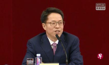 张晓明指香港当前局势令人忧心,是回归以来最严峻局面。(香港电台视频截图) 张晓明指香港当前局势令人忧心,是回归以来最严峻局面。(香港电台视频截图)