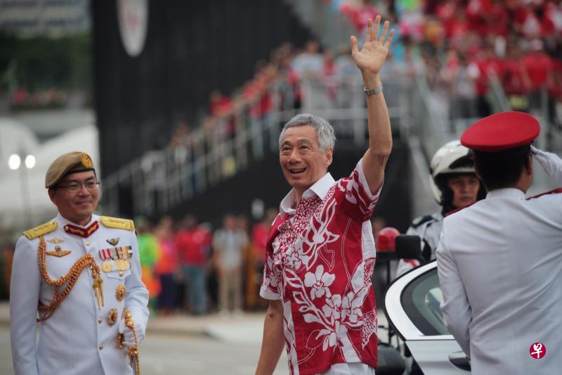 李显龙总理抵达2019年国庆庆典现场。(海峡时报) 李显龙总理抵达2019年国庆庆典现场。(海峡时报)