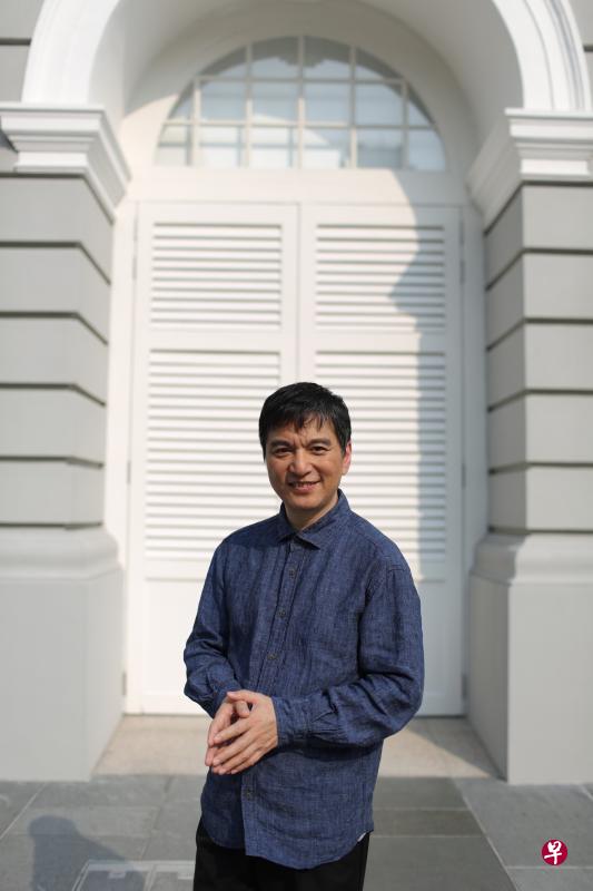 水蓝过去22年来带领新加坡交响乐团飞跃。(新加坡交响乐团提供) 水蓝过去22年来带领新加坡交响乐团飞跃。(新加坡交响乐团提供)