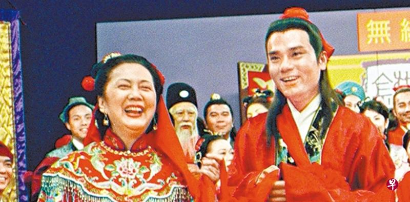 夏萍和干儿子林家栋曾于2000年合演剧集《金装四大才子》。(互联网) 夏萍和干儿子林家栋曾于2000年合演剧集《金装四大才子》。(互联网)