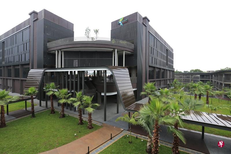 被告严顺财在度假村拍下友人性侵受害者的画面。(档案照) 被告严顺财在度假村拍下友人性侵受害者的画面。(档案照)