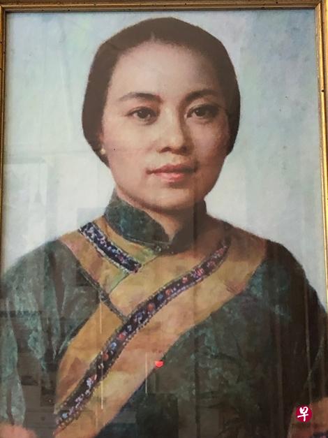长春圃别墅内的陈粹芬肖像。 长春圃别墅内的陈粹芬肖像。