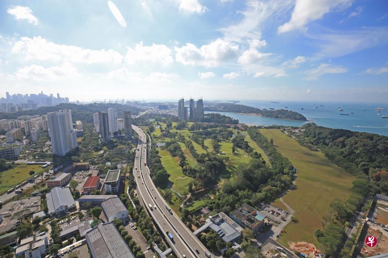 政府将在岌巴俱乐部地区兴建约9000住宅单位,分析师认为这项计划长期可带动该地区房价上扬,但目前计划具体详情尚未出炉,投资者不应操之过急,贸然进场投资。(谢智扬摄) 政府将在岌巴俱乐部地区兴建约9000住宅单位,分析师认为这项计划长期可带动该地区房价上扬,但目前计划具体详情尚未出炉,投资者不应操之过急,贸然进场投资。(谢智扬摄)