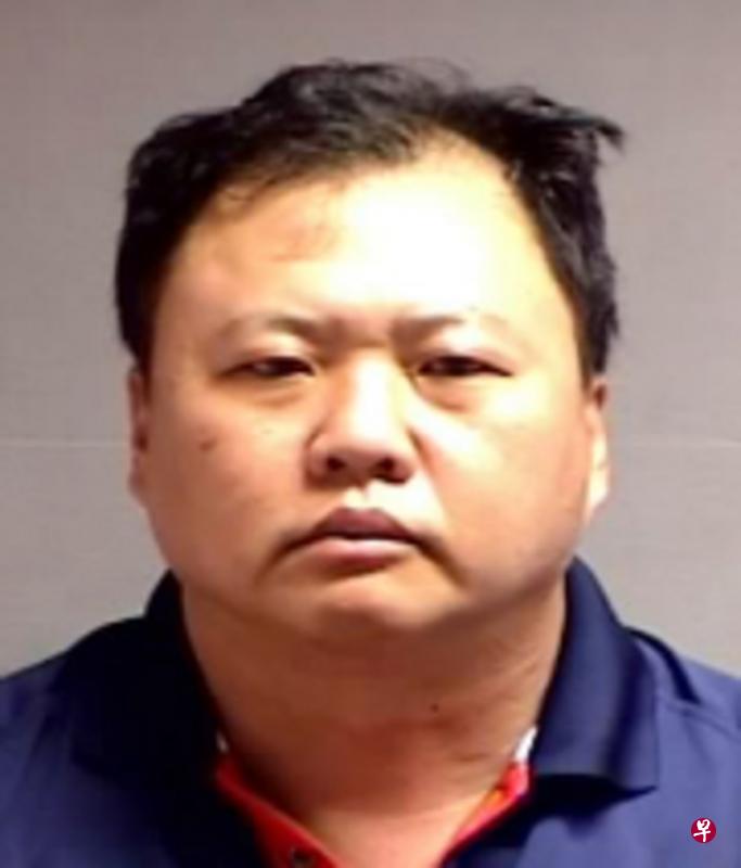 死者崔雅洁(右)失联九天后被发现遭杀害。被告邱贵福(左)被判终身监禁。(互联网/警方提供) 死者崔雅洁(右)失联九天后被发现遭杀害。被告邱贵福(左)被判终身监禁。(互联网/警方提供)