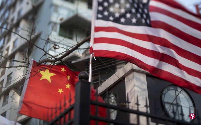 中美关税战越演越烈,受访学者分析,美国在贸易谈判中不设底线,让中美往经贸脱钩方向再跨前了一步。(法新社) 中美关税战越演越烈,受访学者分析,美国在贸易谈判中不设底线,让中美往经贸脱钩方向再跨前了一步。(法新社)