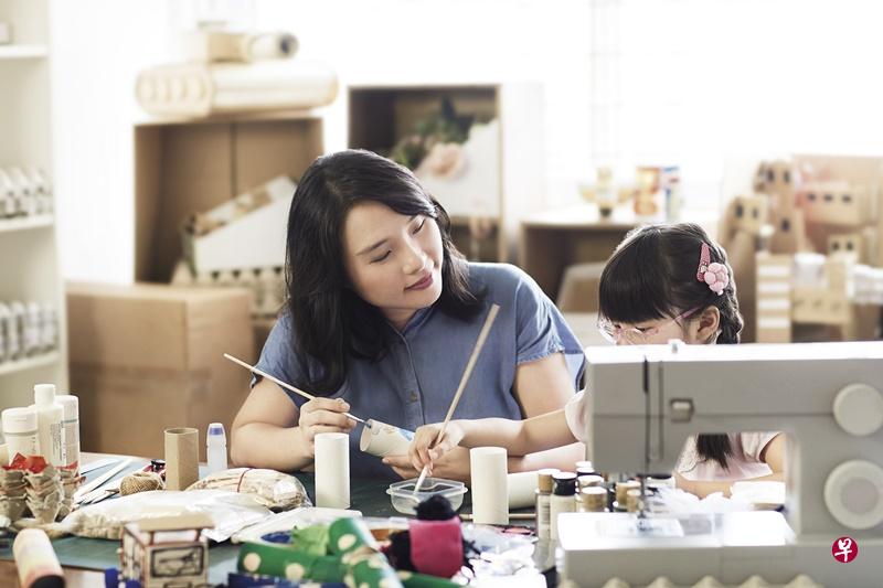 教育下一代,环保从小开始(图/国家环境局提供) 教育下一代,环保从小开始(图/国家环境局提供)