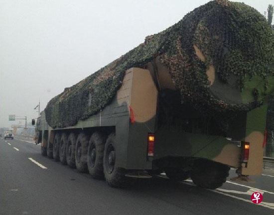 部分装备将在这次阅兵式上首次亮相。有分析称中国研发的东风-41型洲际弹道导弹将亮相。(互联网) 部分装备将在这次阅兵式上首次亮相。有分析称中国研发的东风-41型洲际弹道导弹将亮相。(互联网)