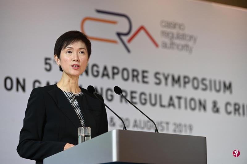 杨莉明说,新加坡向来致力于同赌博业者合作,以实行特定措施让赌客可自我节制。(赌场管制局) 杨莉明说,新加坡向来致力于同赌博业者合作,以实行特定措施让赌客可自我节制。(赌场管制局)