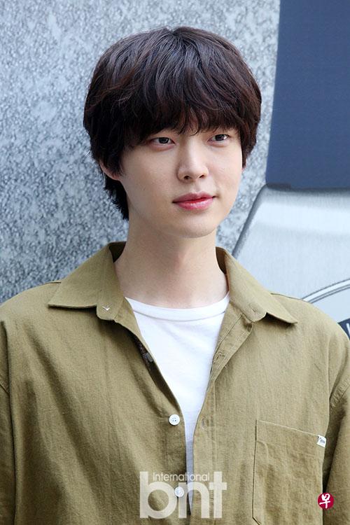 安宰贤方面反驳了妻子具惠善的爆料表示酒店女演员为前女友。(图/bnt DB) 安宰贤方面反驳了妻子具惠善的爆料表示酒店女演员为前女友。(图/bnt DB)