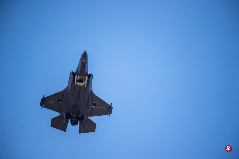 2019年6月12日,一架F-35型战斗机飞越白宫。(法新社) 2019年6月12日,一架F-35型战斗机飞越白宫。(法新社)