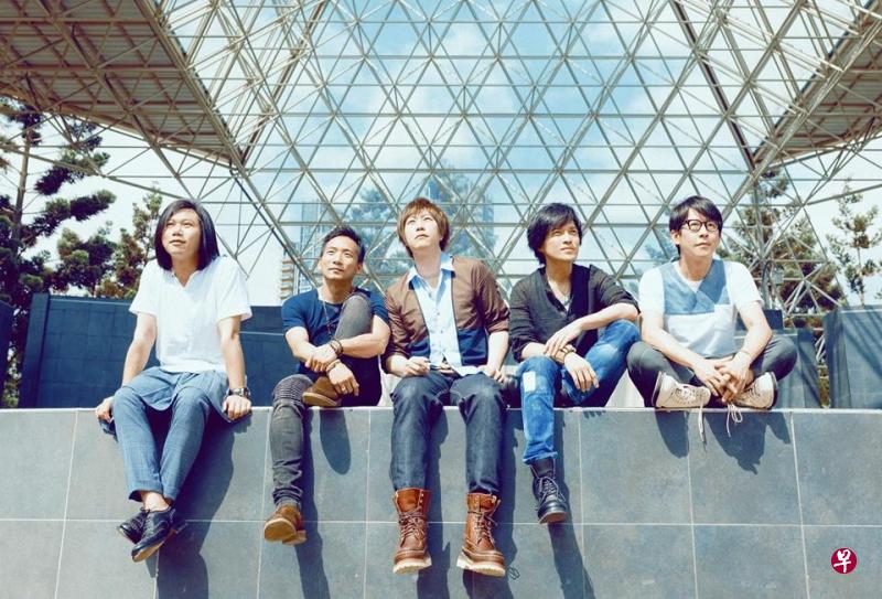 五月天同时称霸“网络声量榜”和“好感影响力榜”。 