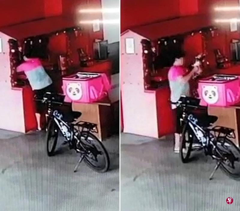送餐员盗取神台内的大二爷伯(左图);两尊神像放入送餐包内(右图)。(互联网) 送餐员盗取神台内的大二爷伯(左图);两尊神像放入送餐包内(右图)。(互联网)