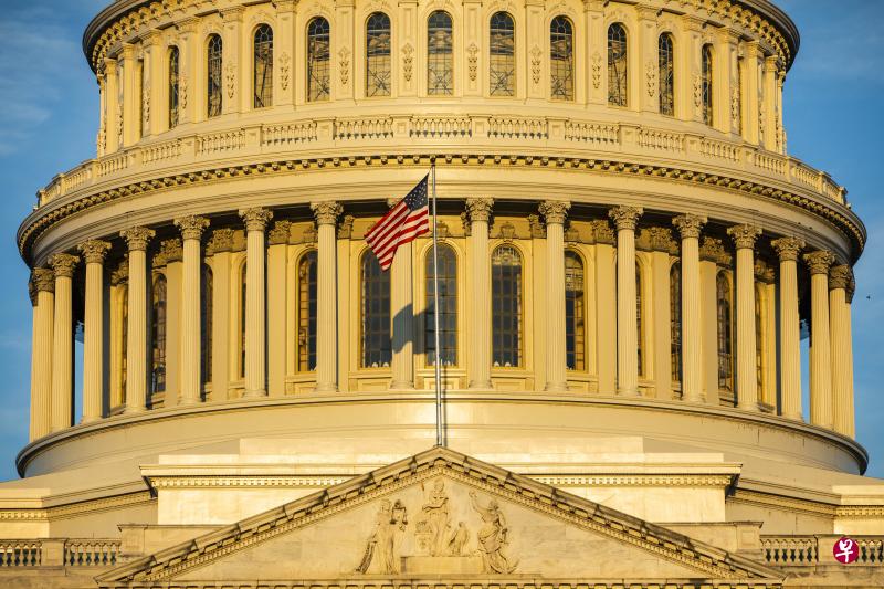 美国国会参众两院外交关系委员会昨天审议通过《香港人权与民主法案》。图为美国国会山庄。(法新社) 美国国会参众两院外交关系委员会昨天审议通过《香港人权与民主法案》。图为美国国会山庄。(法新社)