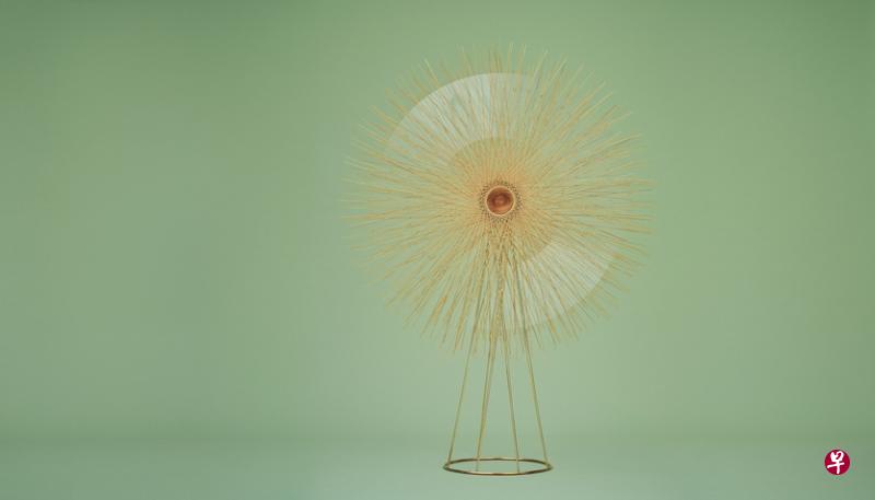 日本松下的竹编罩壳电风扇荣获“红点最佳设计奖”。 日本松下的竹编罩壳电风扇荣获“红点最佳设计奖”。