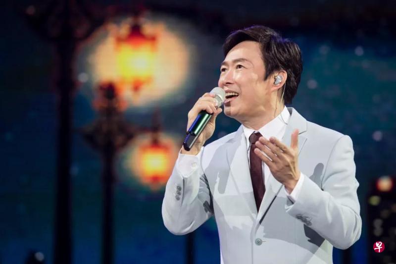 费玉清10月来新演出。(互联网) 费玉清10月来新演出。(互联网)