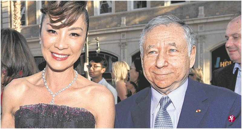 2004年,国际知名影星杨紫琼首次在上海遇见尚托德,15年来,两人如胶似漆。(海峡时报) 2004年,国际知名影星杨紫琼首次在上海遇见尚托德,15年来,两人如胶似漆。(海峡时报)