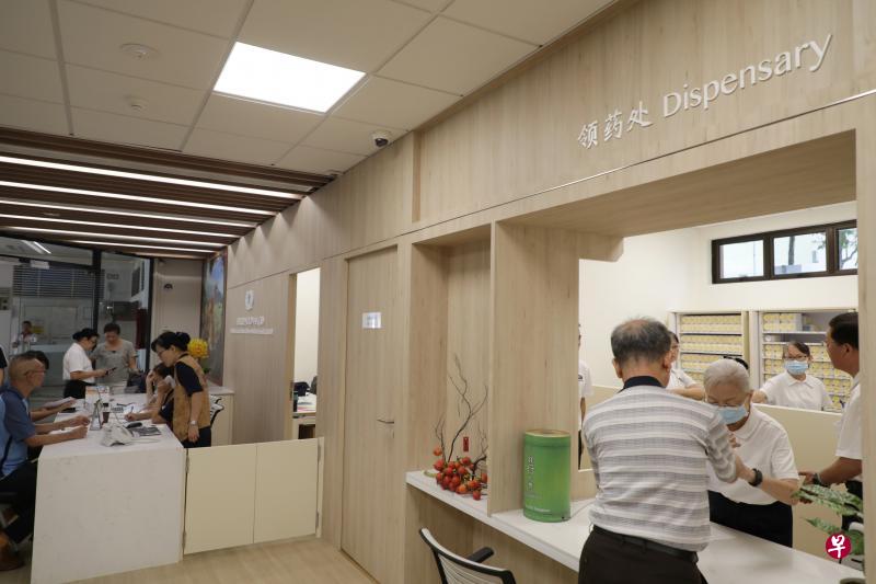 位于义顺环路第812座组屋底层的佛教慈济中医义诊中心正式开幕,为有需要的居民提供中医诊疗、饮食疗法及健康教育等服务。(林国明摄) 位于义顺环路第812座组屋底层的佛教慈济中医义诊中心正式开幕,为有需要的居民提供中医诊疗、饮食疗法及健康教育等服务。(林国明摄)