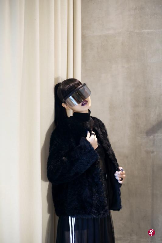 楚晴(Jasmine Sokko)对自己的音乐事业有野心。 楚晴(Jasmine Sokko)对自己的音乐事业有野心。