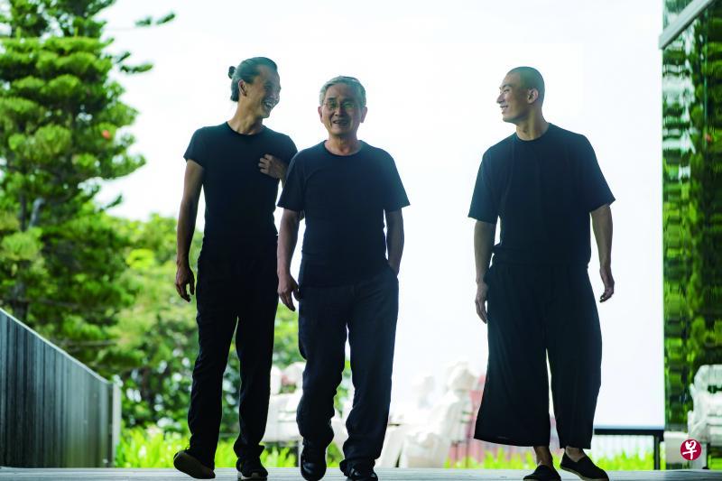 郑宗龙(左起)、林怀民、陶冶首度合作编创。(刘振祥摄) 郑宗龙(左起)、林怀民、陶冶首度合作编创。(刘振祥摄)