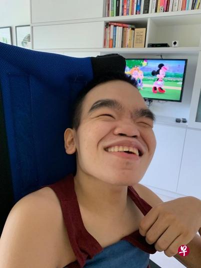 ▲江慧秀与哥哥梁靖宇相处时,捕捉了他脸上瞬间的珍贵笑容。(江慧秀提供) ▲江慧秀与哥哥梁靖宇相处时,捕捉了他脸上瞬间的珍贵笑容。(江慧秀提供)